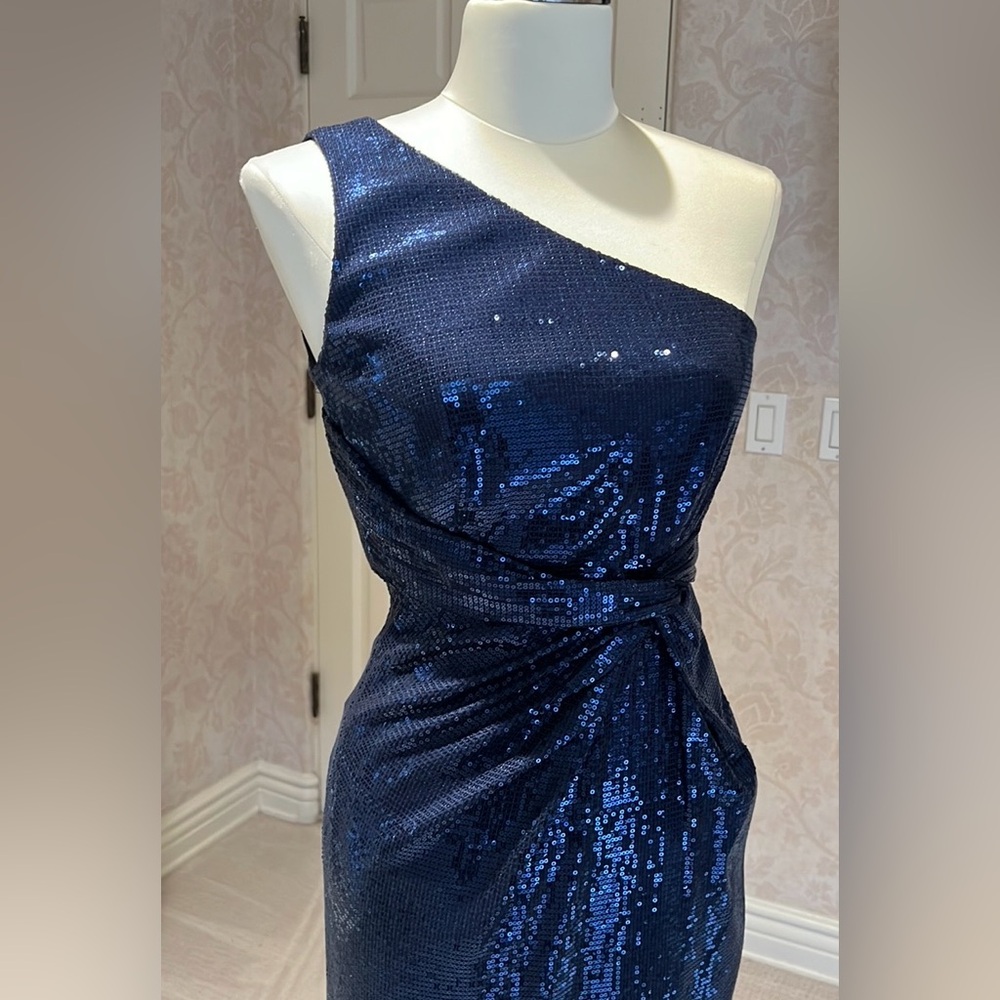David Meister size 2 Navy blue sequin, one shoulder gown.